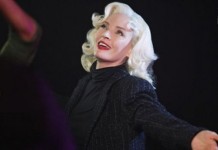 Uma Thurman Turns Into Marilyn Monroe Uma Thurman