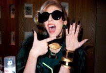 Lady Gaga Showing off Her New Engagement Ring Lady Gaga Showing off Her New Engagement Ring