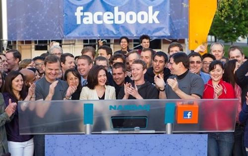 Mark Zuckerberg Gives the Signal for Facebook IPO